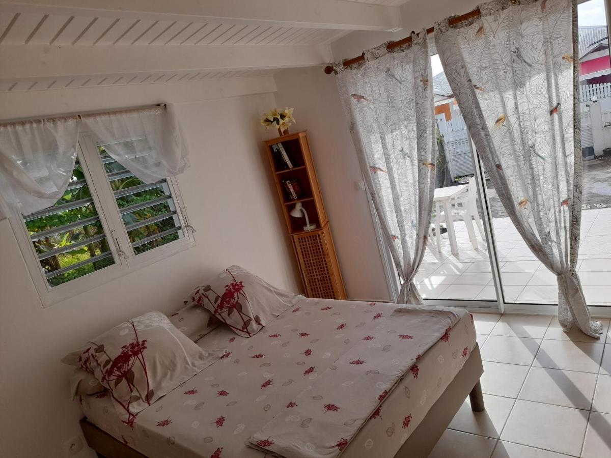 Le Studio De Jeannine Apartamento Capesterre-Belle-Eau Exterior foto